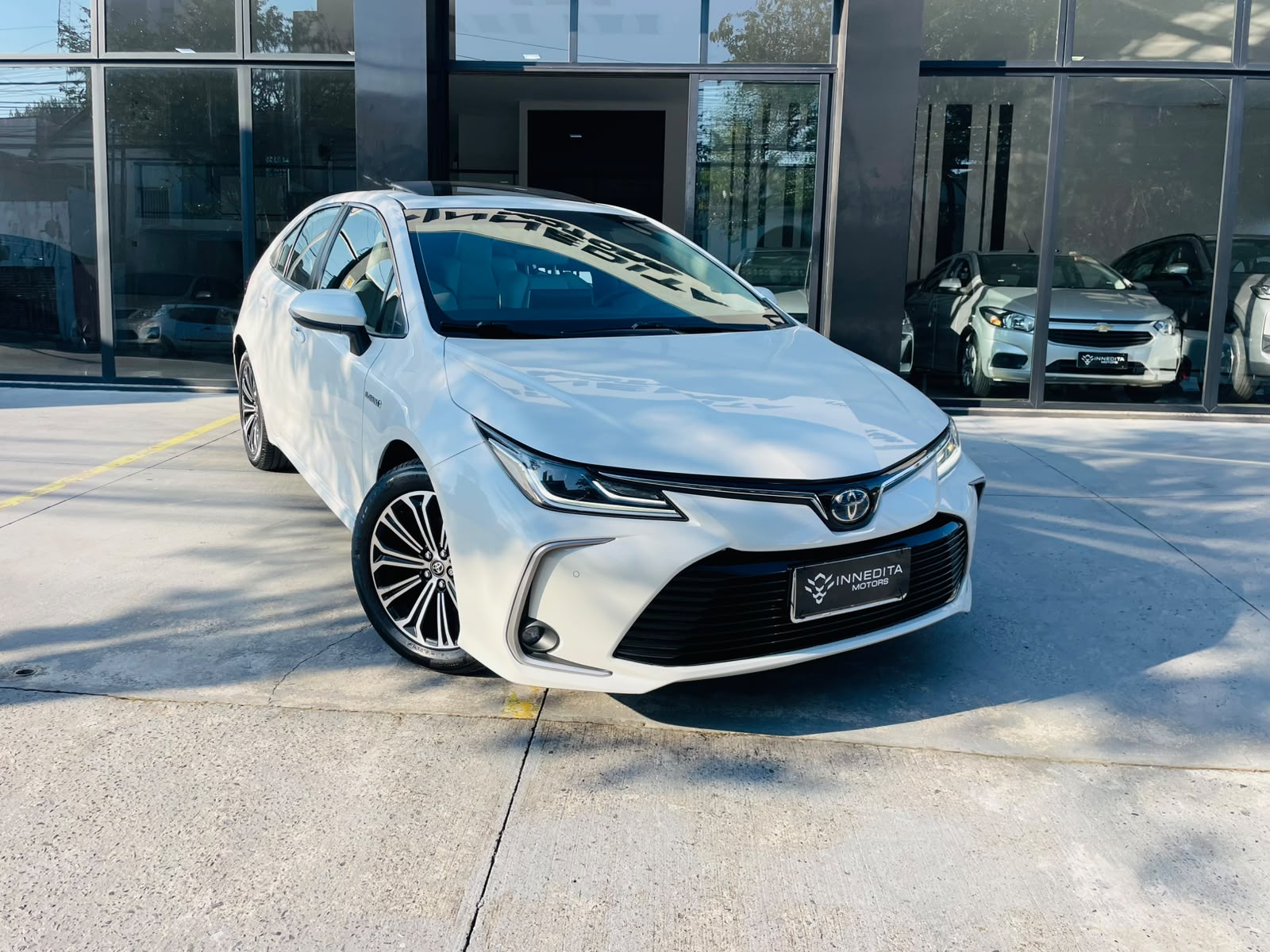 COROLLA ALTIS PREM. 1.8 HÍBRIDO - ESTOQUE 01 - JUNDIAÍ - SP