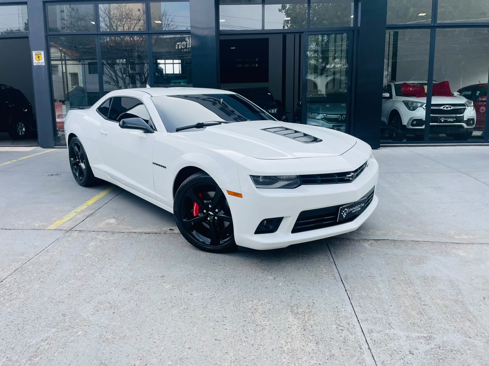 CAMARO SS COUPÉ 6.2 - ESTOQUE 01 - JUNDIAÍ - SP